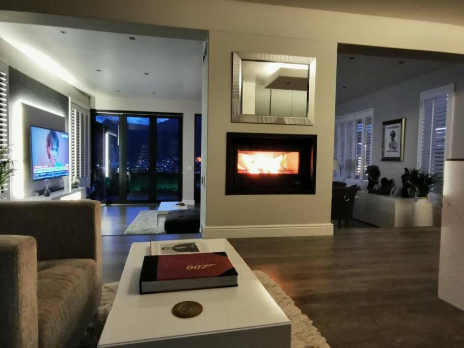 Hollywood On The Hill Villa Cape Town Exterior foto